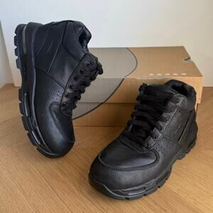 Nike Air Max ACG ‘Triple Black’ Kids Boots- SZ 3 Y